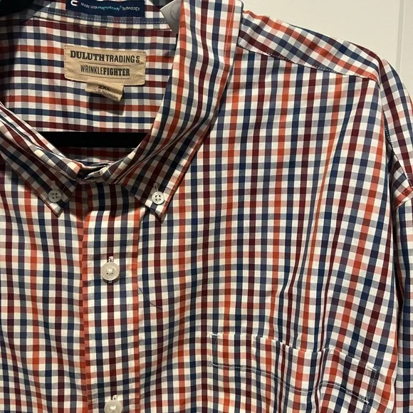 Duluth Trading Co Men’s 2XL Button Down Shirt - Picture 2 of 6